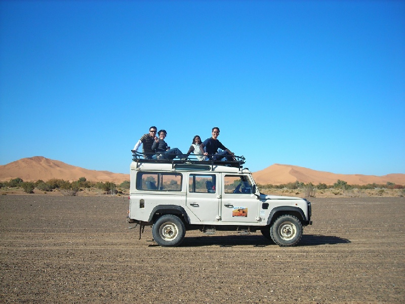 Merzouga desert Tour 4x4,explore dunes Erg Chebbi with experienced drivers